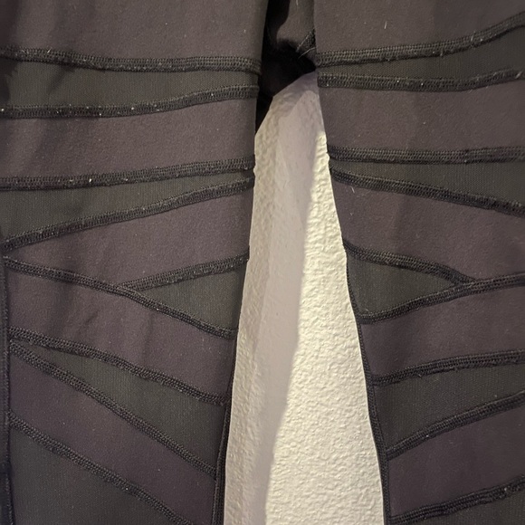 LULULEMON Leggings Size 4 - Picture 3 of 9